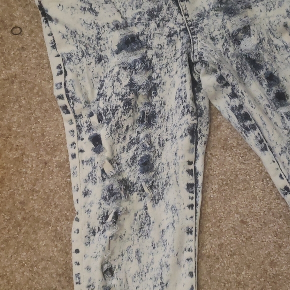 Overalls - Picture 3 of 3